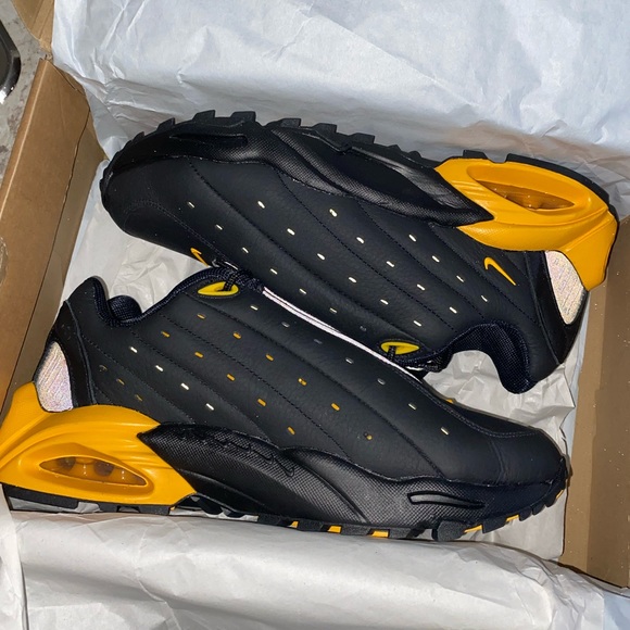 Nike Hot step Air Terra Nocta - Picture 2 of 2